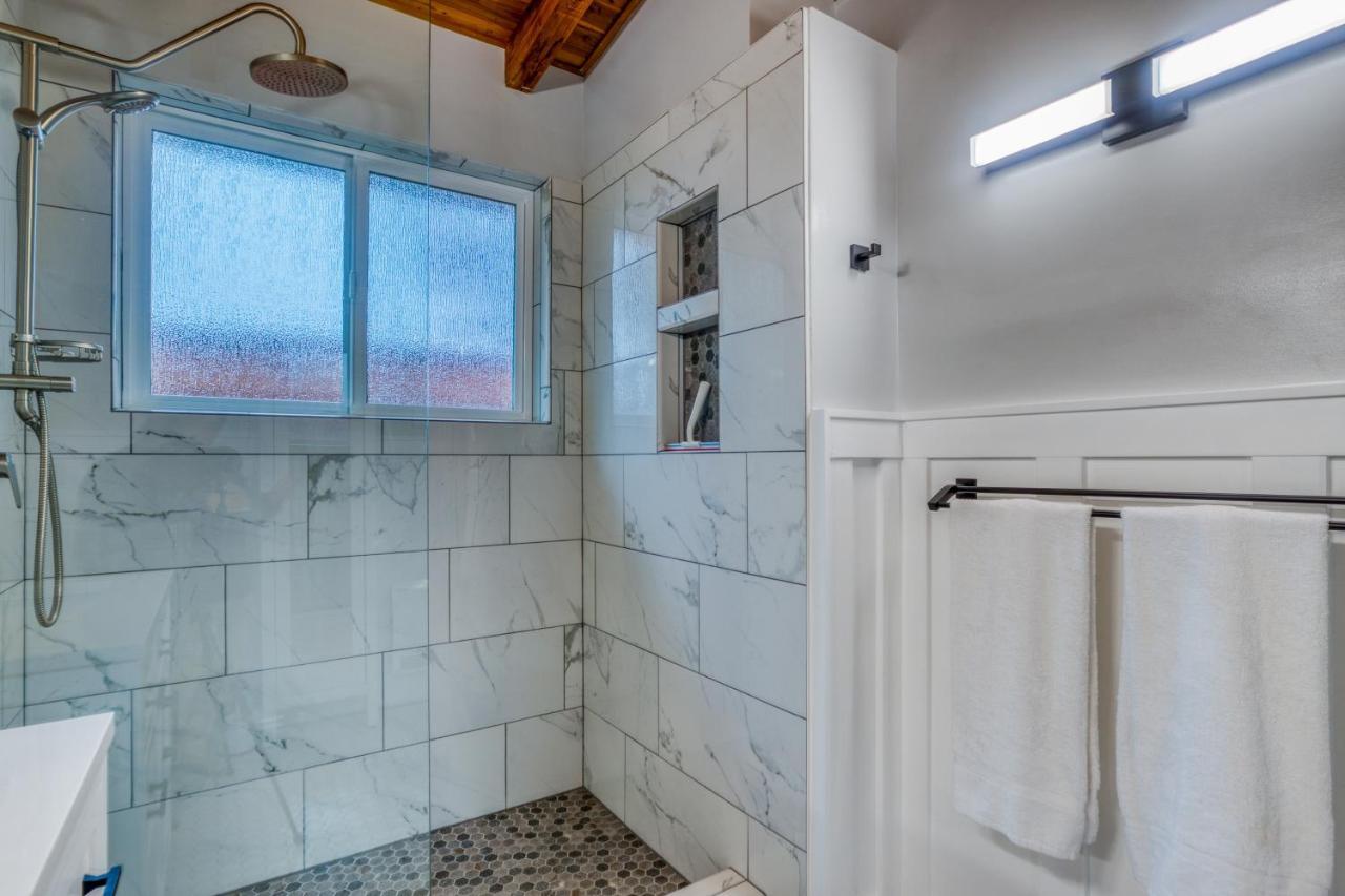 Mimi'S Hideaway Villa Нюпорт Екстериор снимка